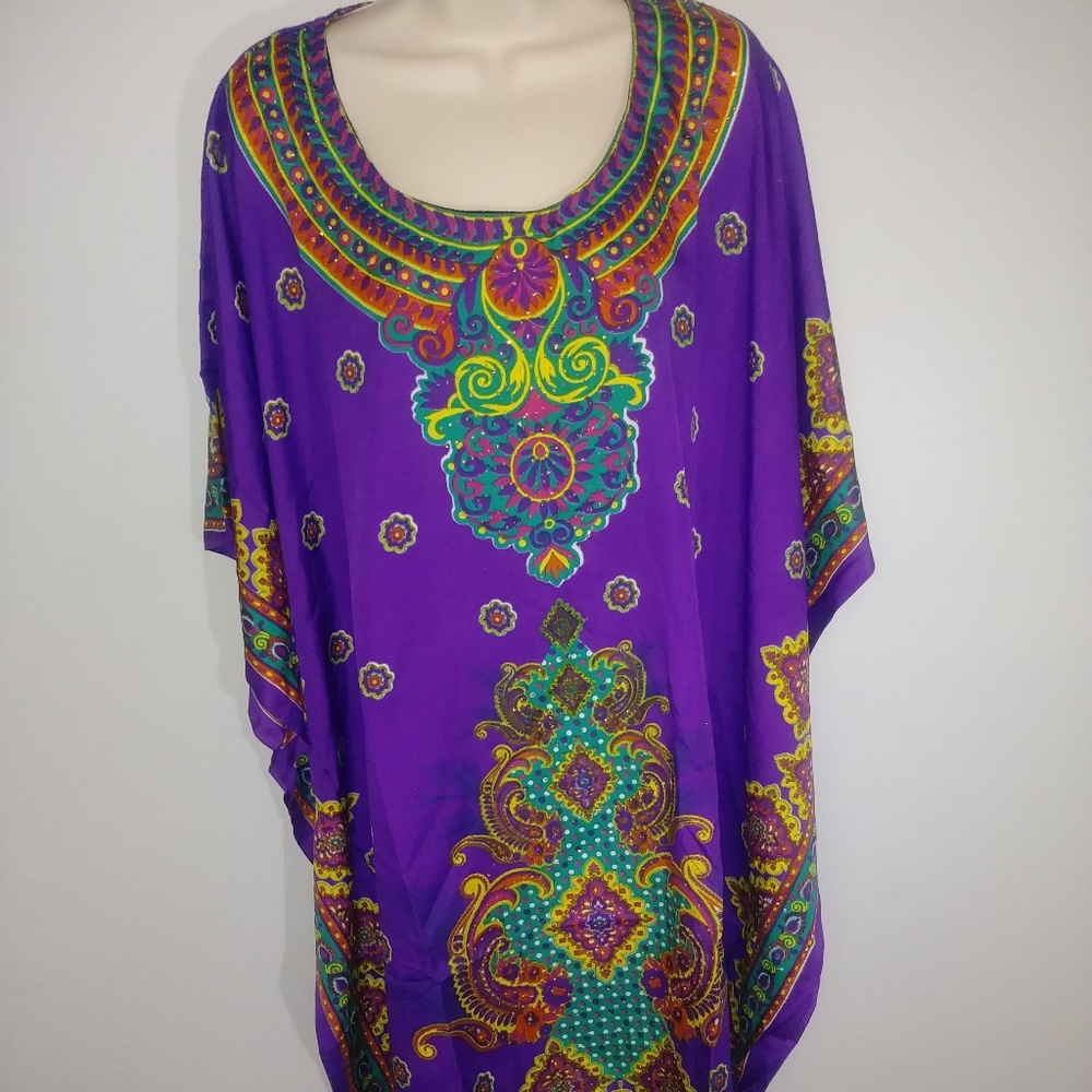 Especially Yours decorative blouse